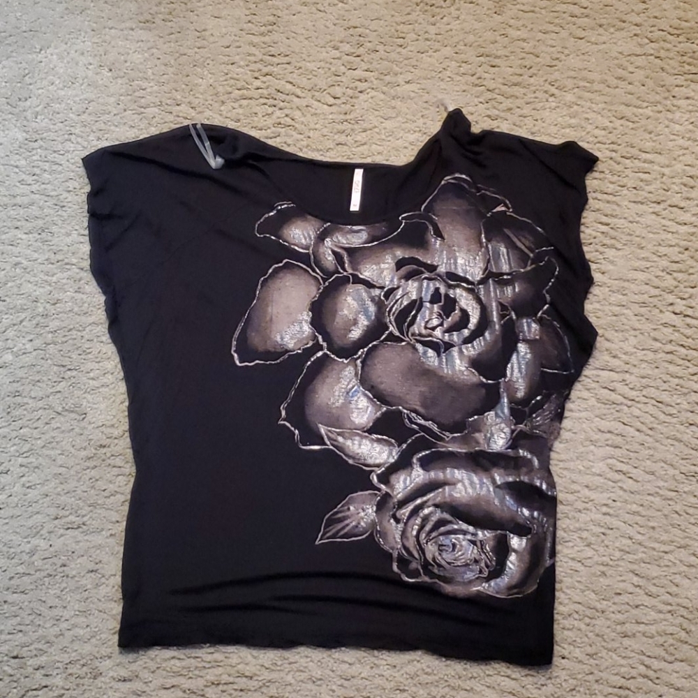 Rue 21 Medium top